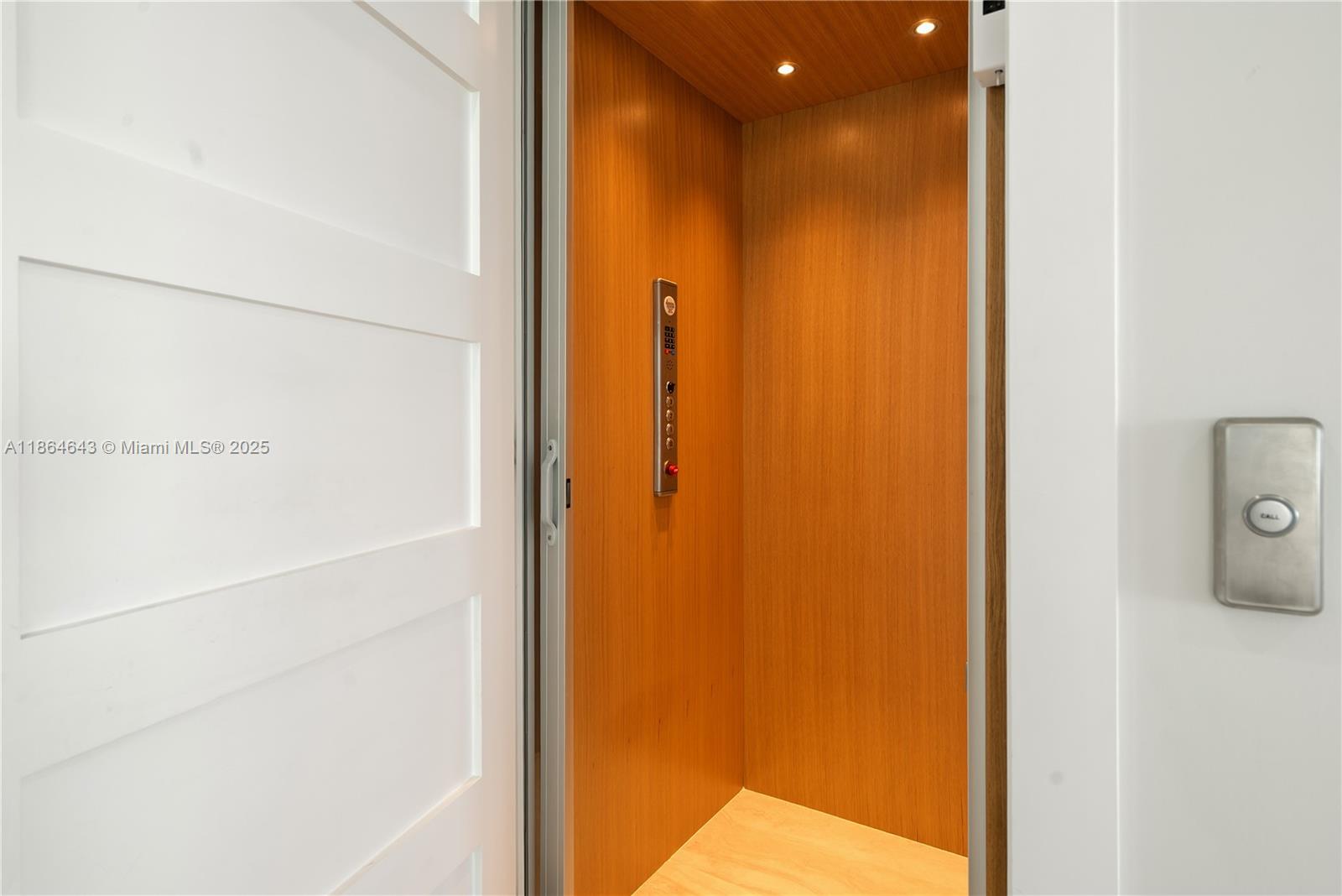 CROSS KEY WATERWAYS EST S - Residential