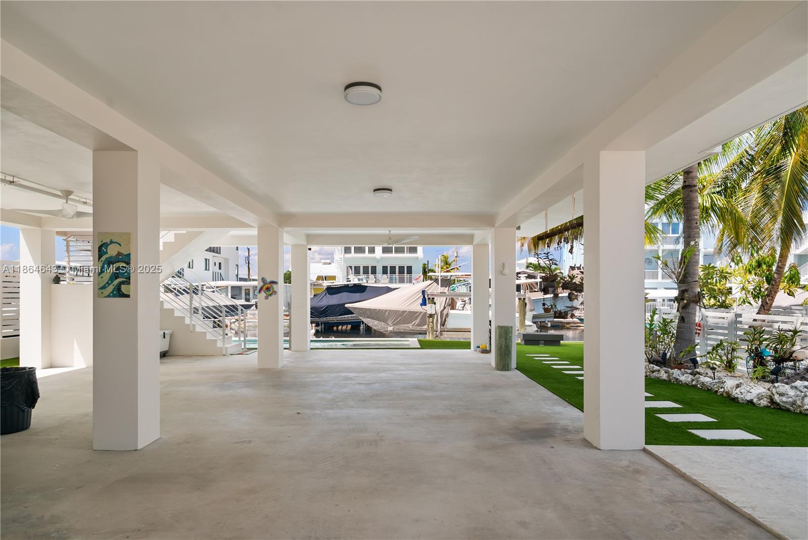 CROSS KEY WATERWAYS EST S - Residential