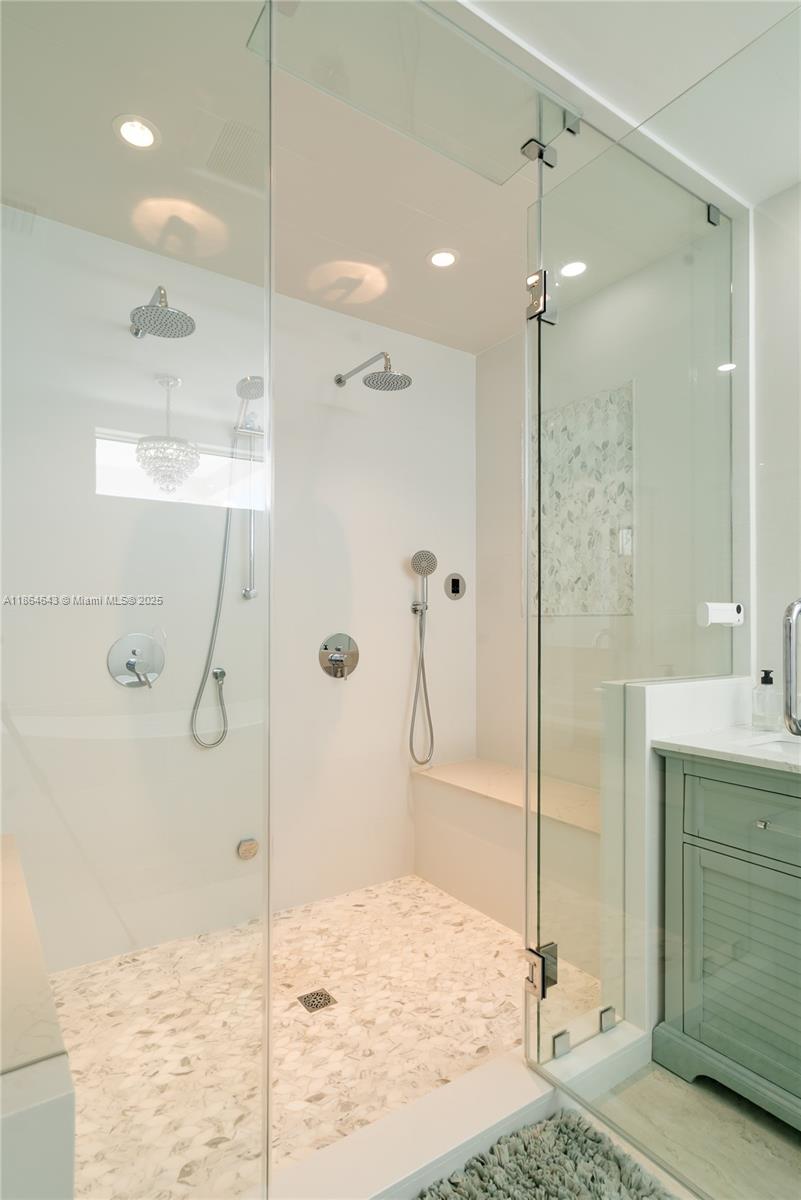 CROSS KEY WATERWAYS EST S - Residential