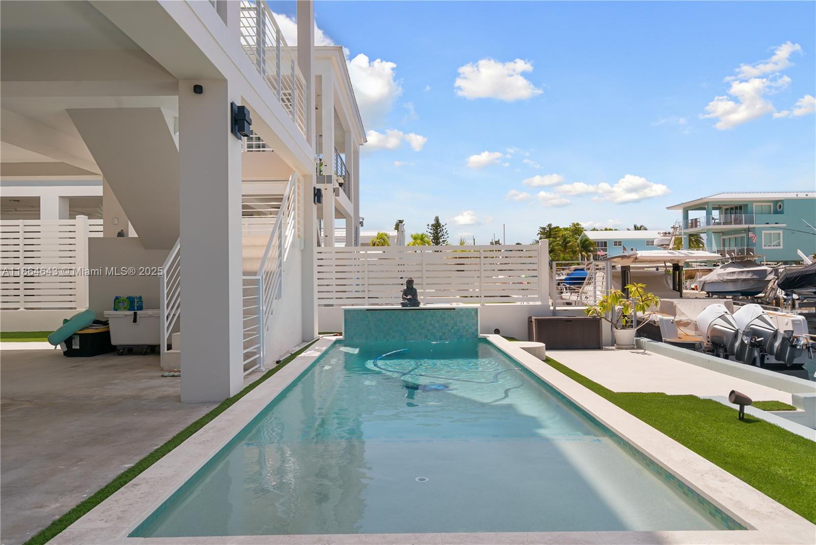 CROSS KEY WATERWAYS EST S - Residential