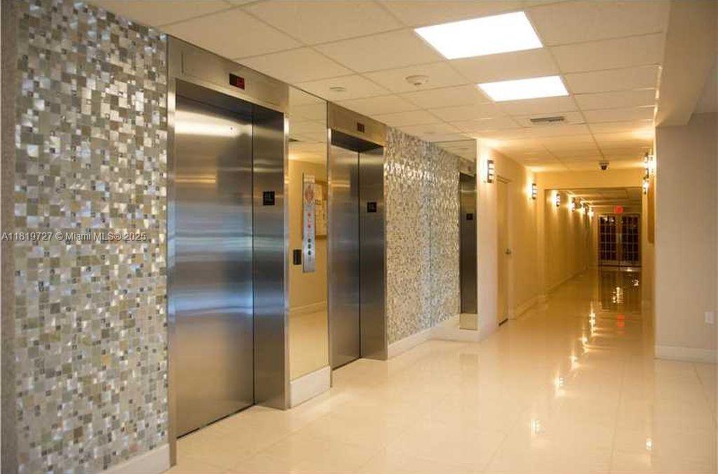 PLAZA TOWERS NORTH CONDO - Residential