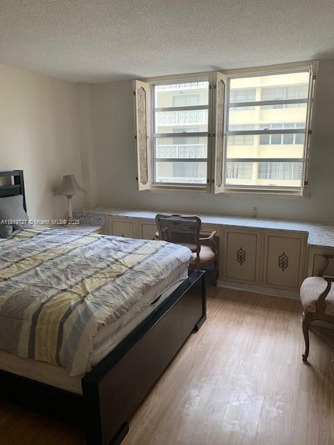 PLAZA TOWERS NORTH CONDO - Residential