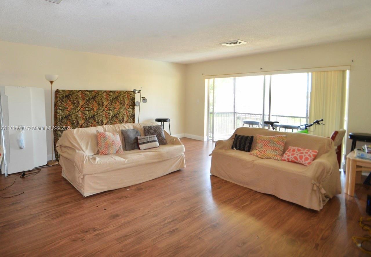THE VILLAGER CONDO - Residential
