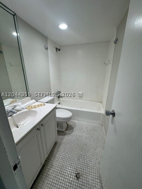 Tiny photo for 3901 S Ocean Dr #10X, Hollywood, FL 33019 (MLS # A12044359)