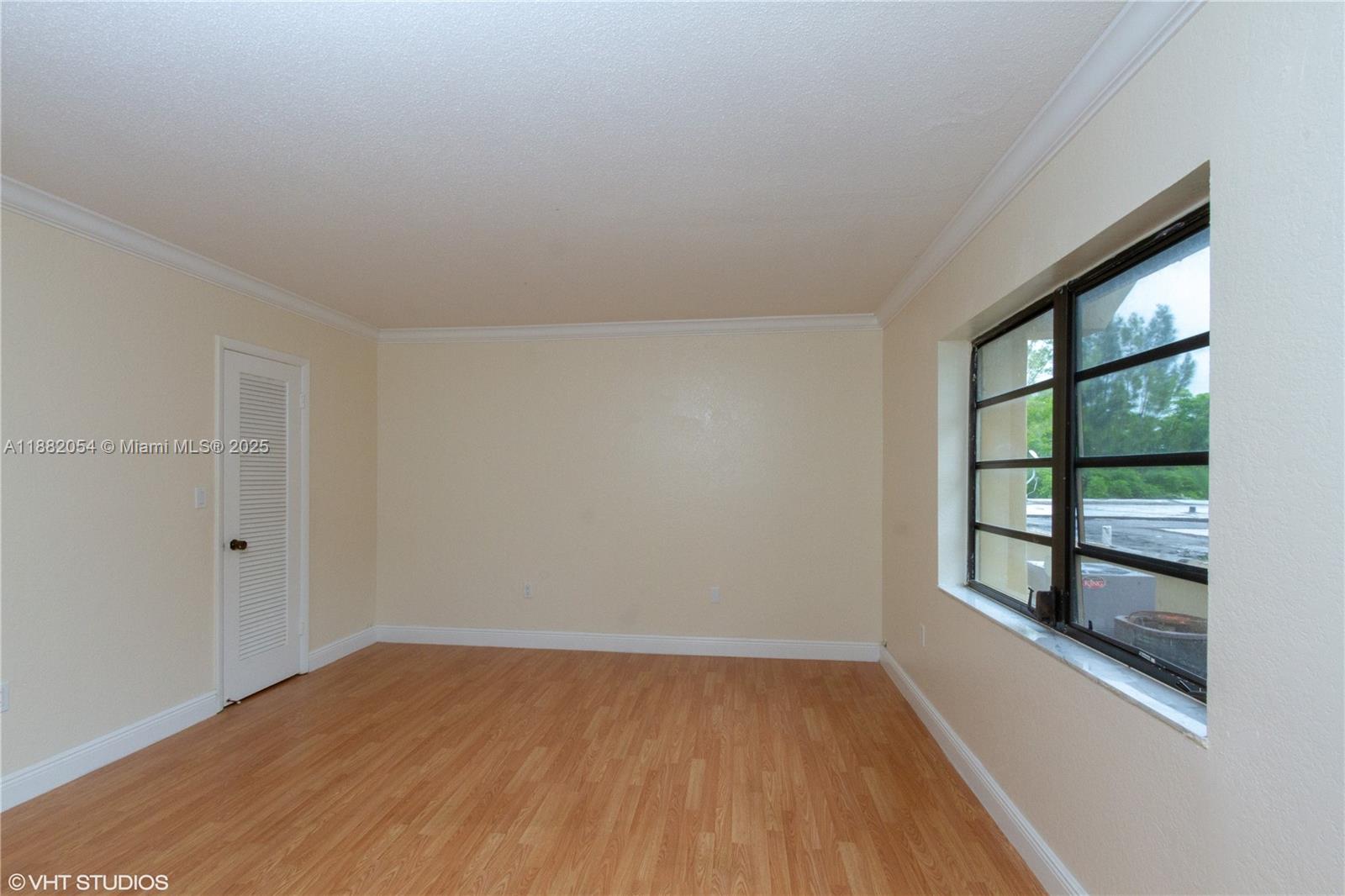 NOB HILL WEST CONDO - Residential Lease