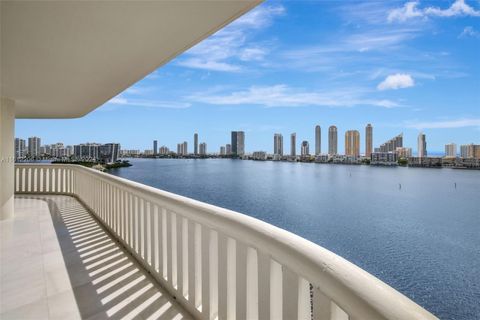 A home in Aventura