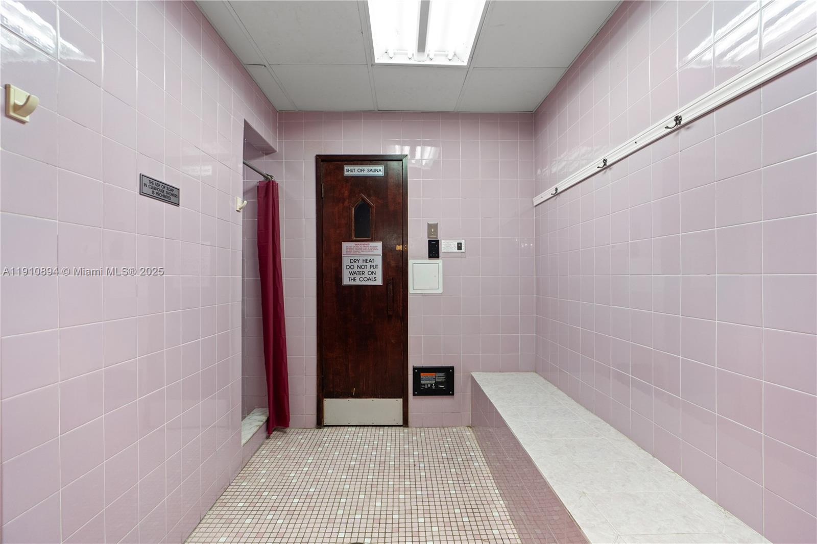 COLONY POINT 2 CONDO - Residential