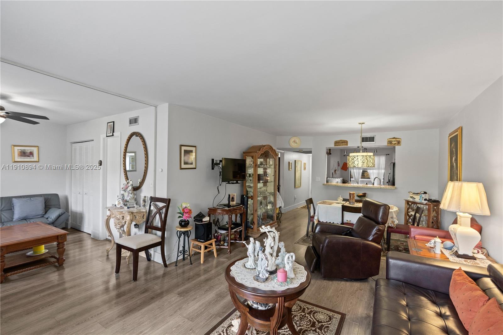 COLONY POINT 2 CONDO - Residential