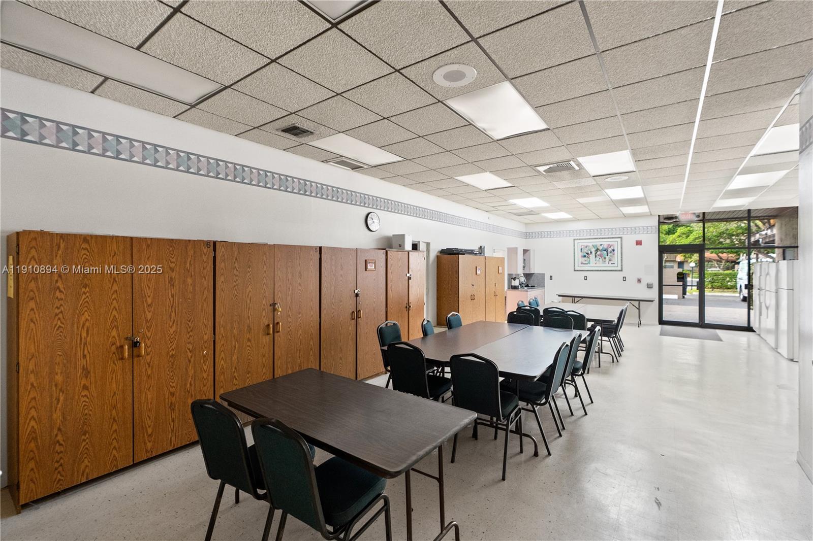 COLONY POINT 2 CONDO - Residential