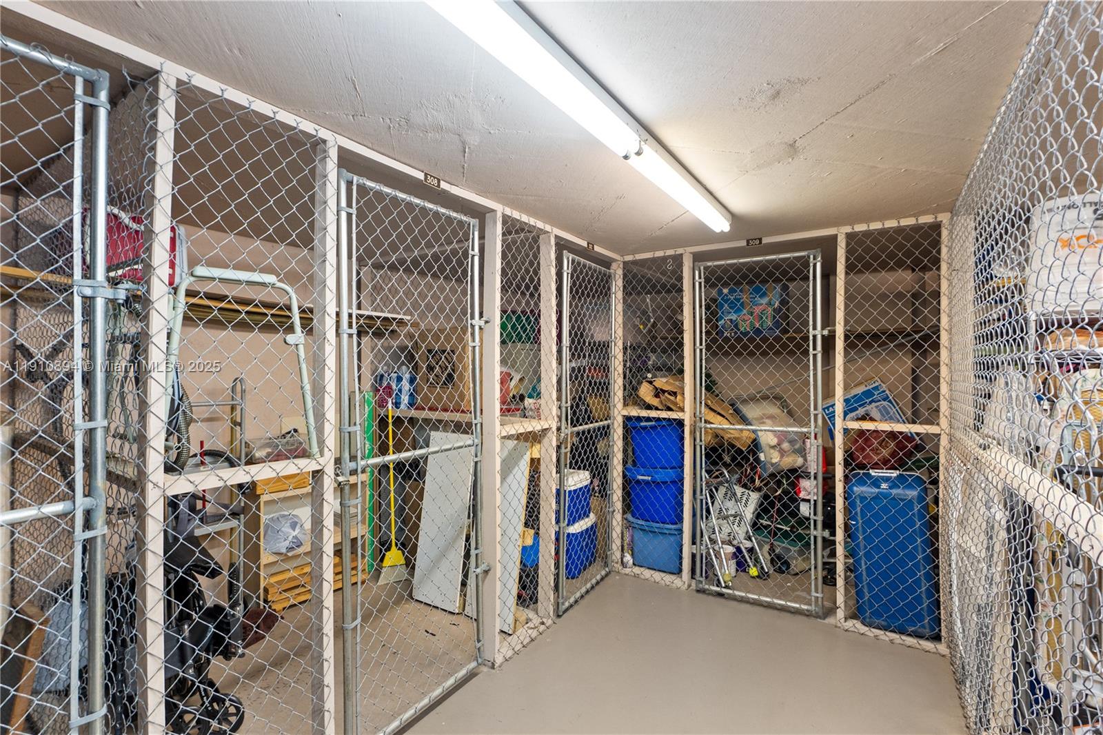 COLONY POINT 2 CONDO - Residential