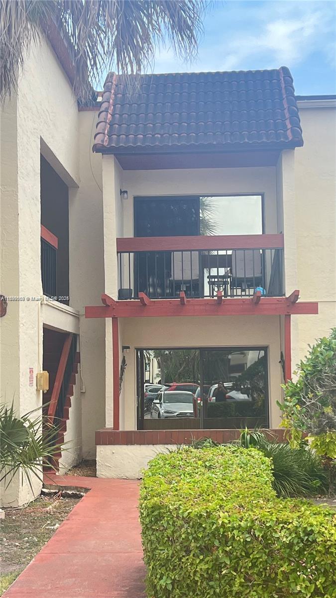 LAGO DEL REY CONDO #1 - Residential Lease