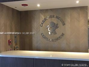 THE CARRIAGE HOUSE CONDO - Residential