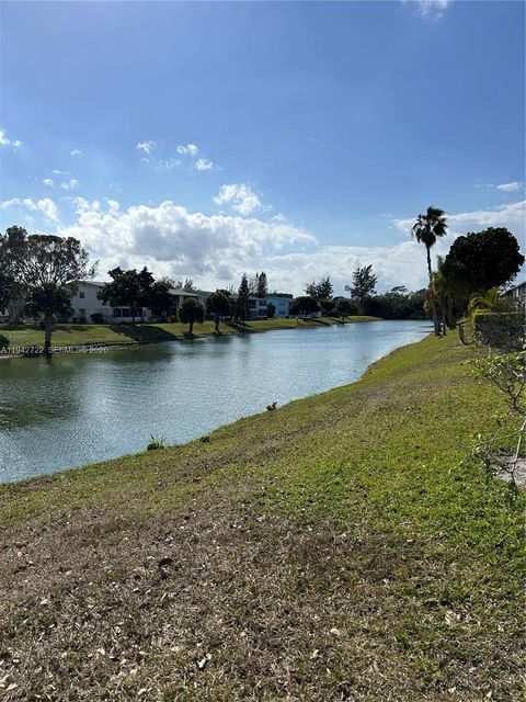 Photo of 38 Northampton B #38, West Palm Beach, FL 33417 (MLS # A11942722)