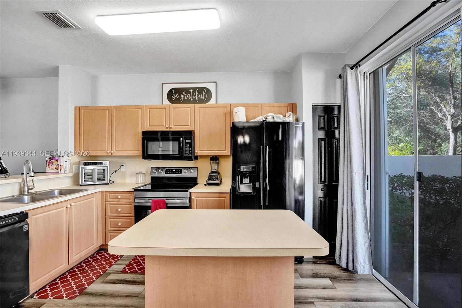 NEXT SUNRISE ENSEMBLE - Residential