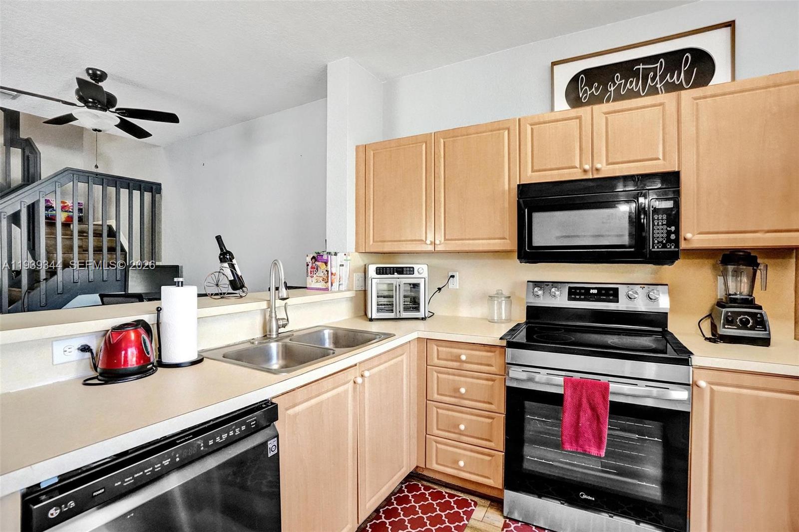 NEXT SUNRISE ENSEMBLE - Residential