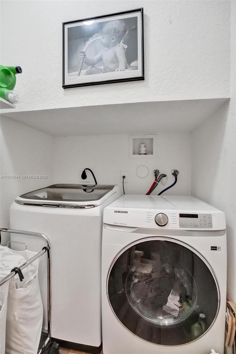 NEXT SUNRISE ENSEMBLE - Residential