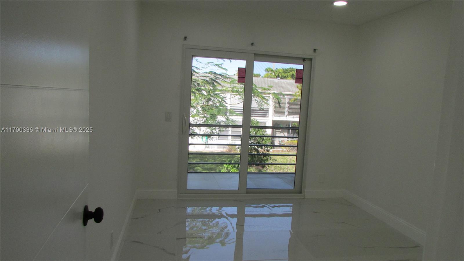 VENTNOR F CONDO - Residential