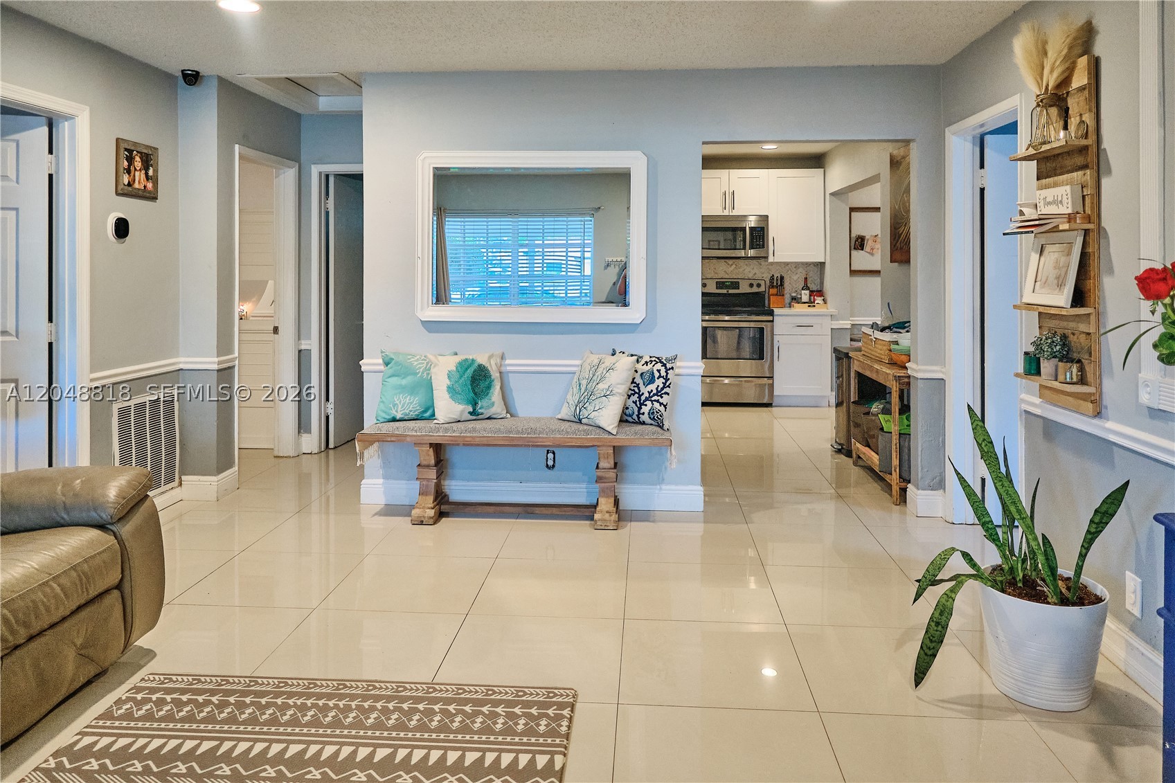5417 NE 4th Ter