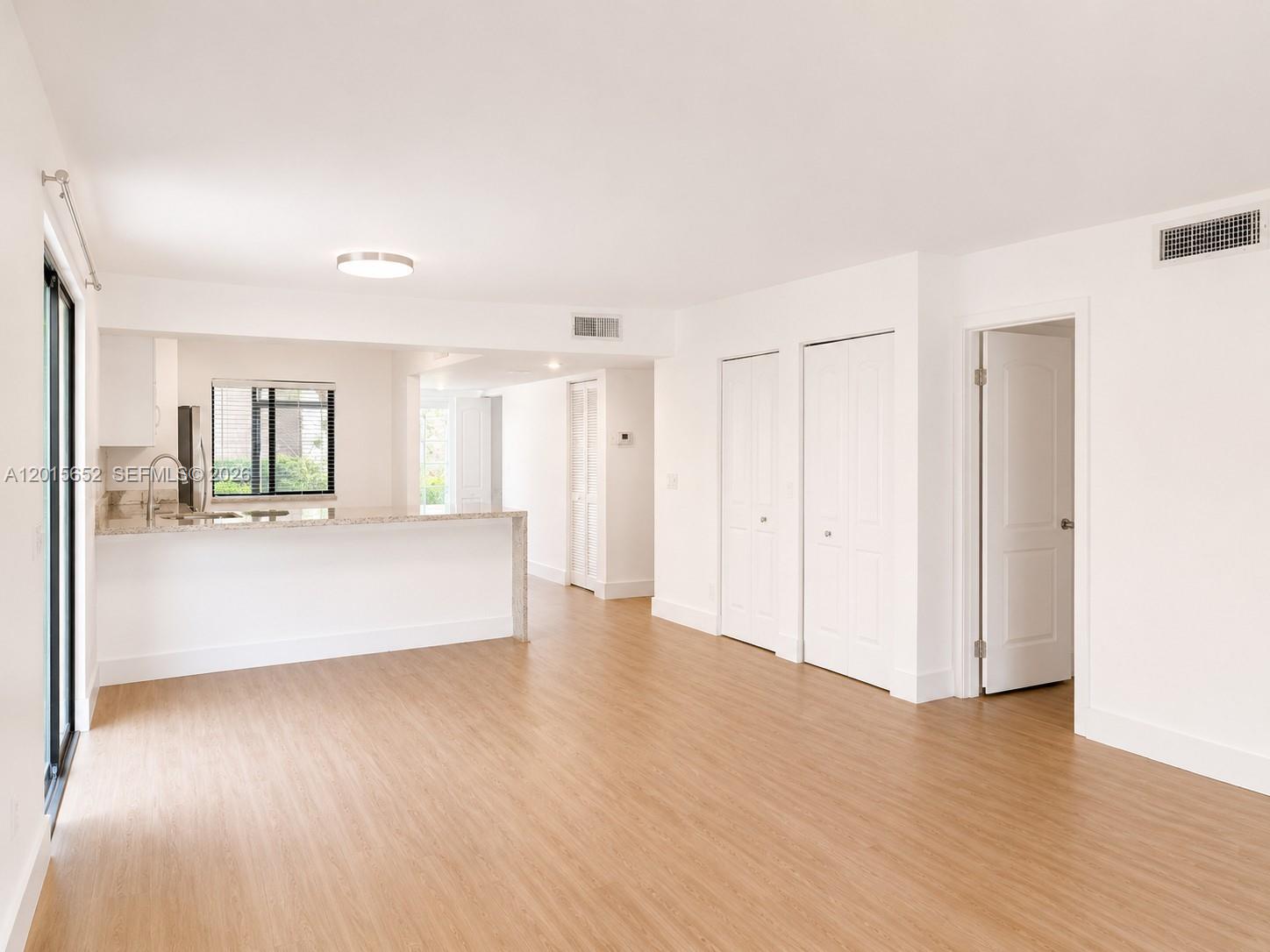 RACQUET CLUB APARTMENTS A - Residential