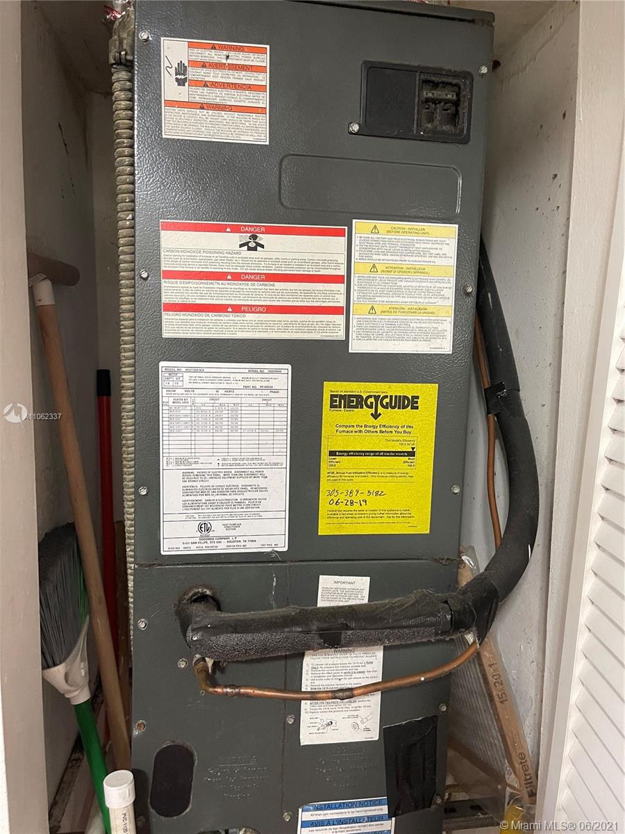 ISLA DEL MAR CONDO - Residential