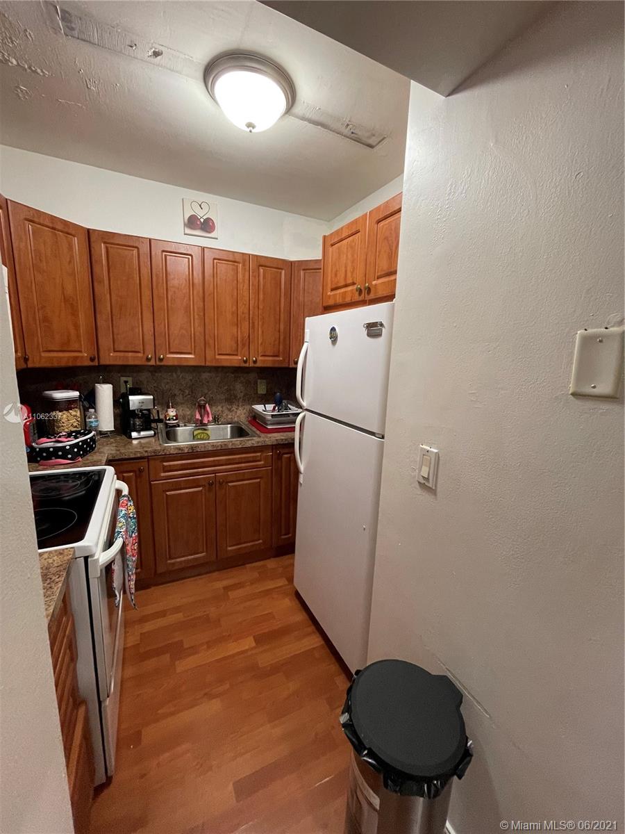 ISLA DEL MAR CONDO - Residential