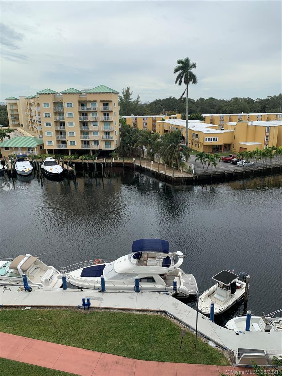 ISLA DEL MAR CONDO - Residential