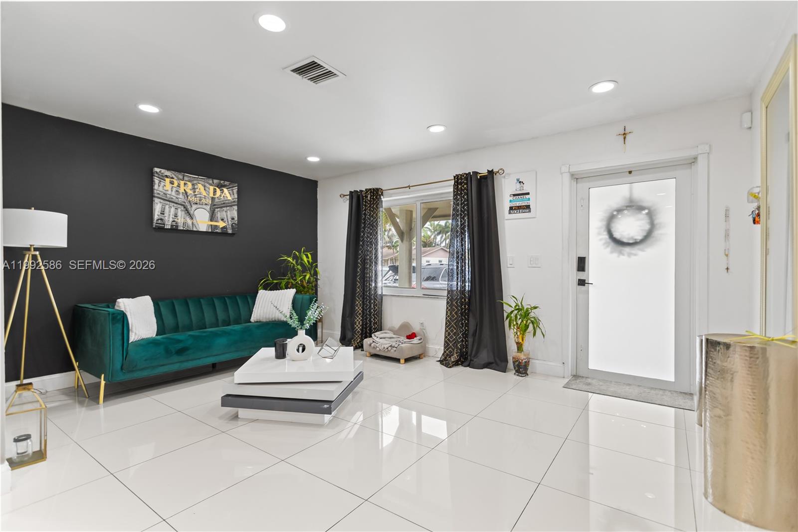 HOMESTEAD LAKES FARMLIFE - Residential