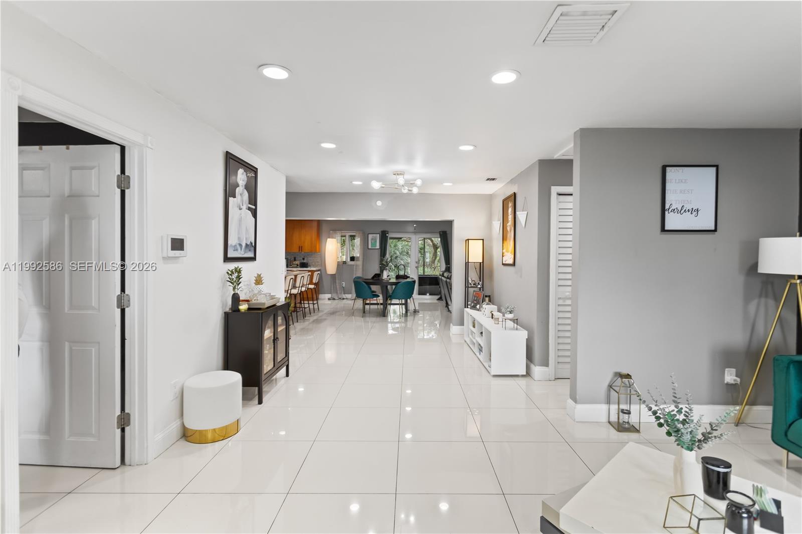 HOMESTEAD LAKES FARMLIFE - Residential