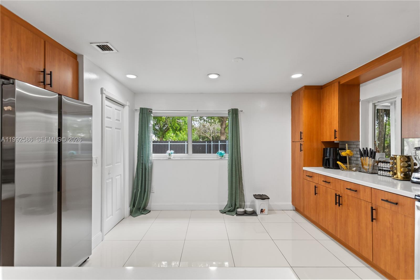 HOMESTEAD LAKES FARMLIFE - Residential