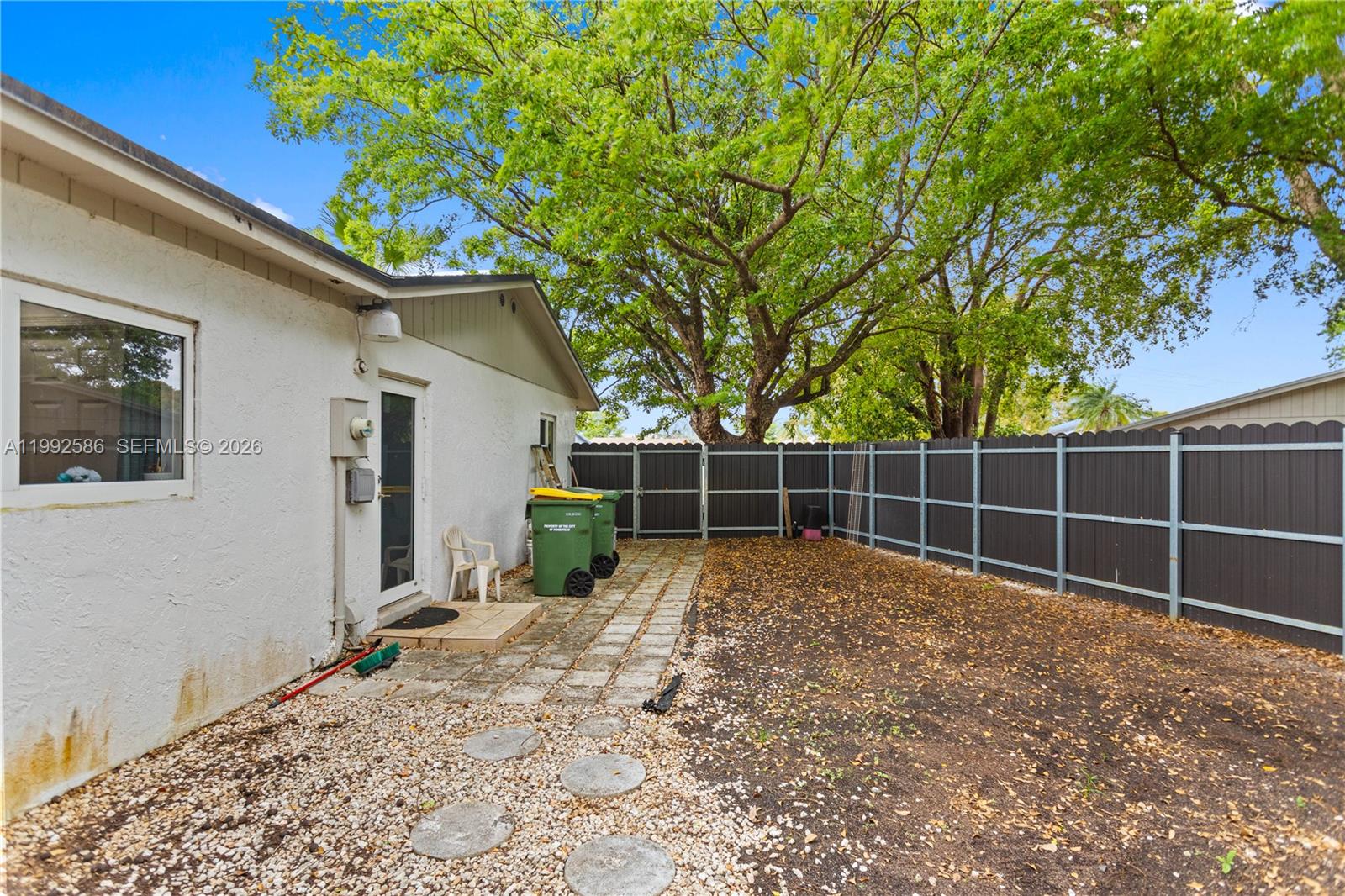 HOMESTEAD LAKES FARMLIFE - Residential