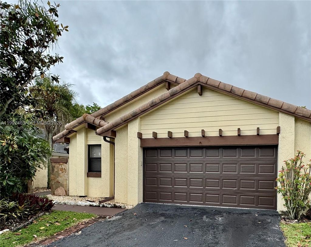 Photo of 2159 Baton Rouge #2159, Weston, FL 33326 (MLS # A11992469)