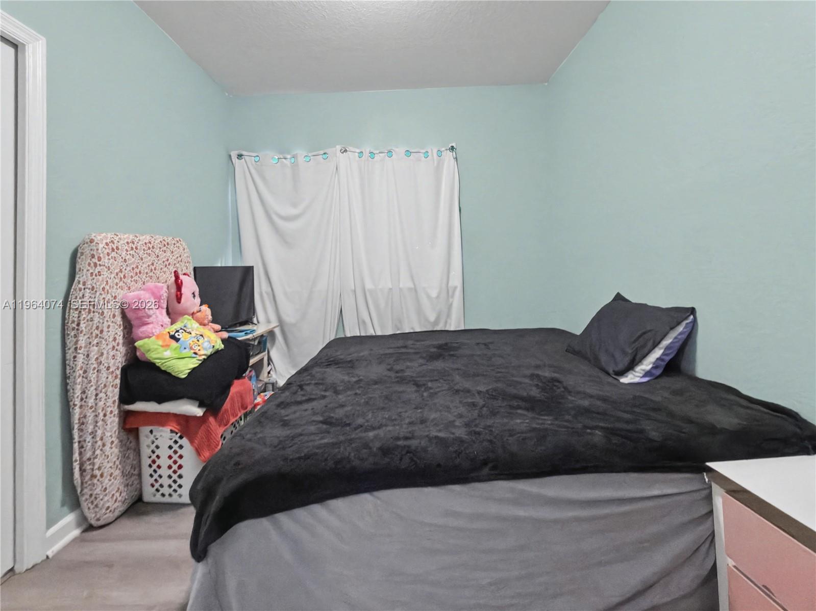 FOREST PARK VILLAS - Residential