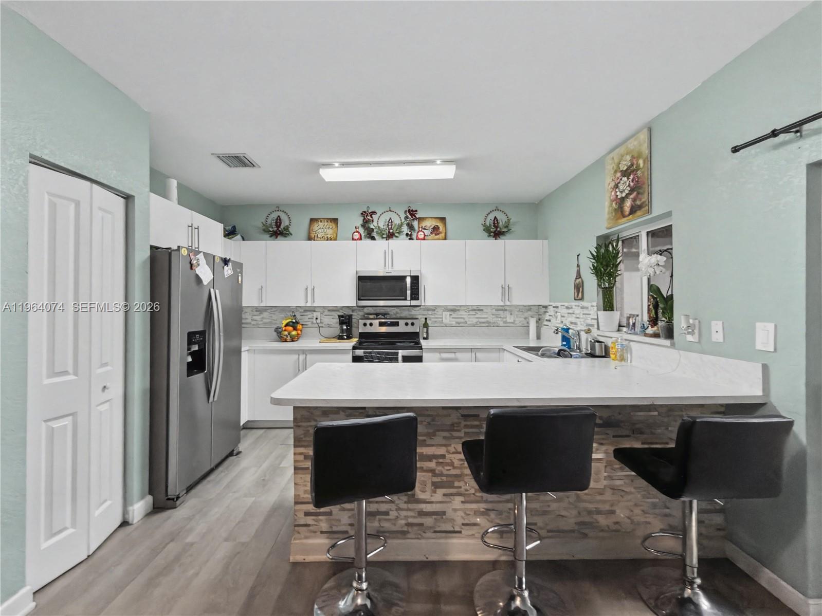 FOREST PARK VILLAS - Residential