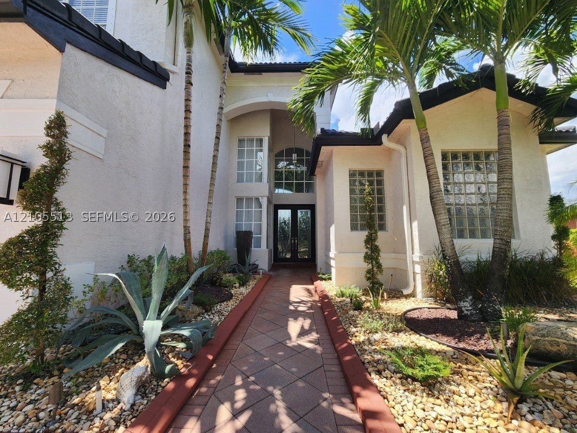 3920 SW 195th Ter