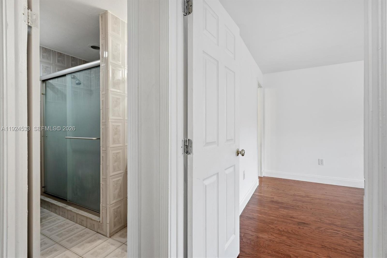 LAKE & TENNIS VILLAS PH 1 - Residential