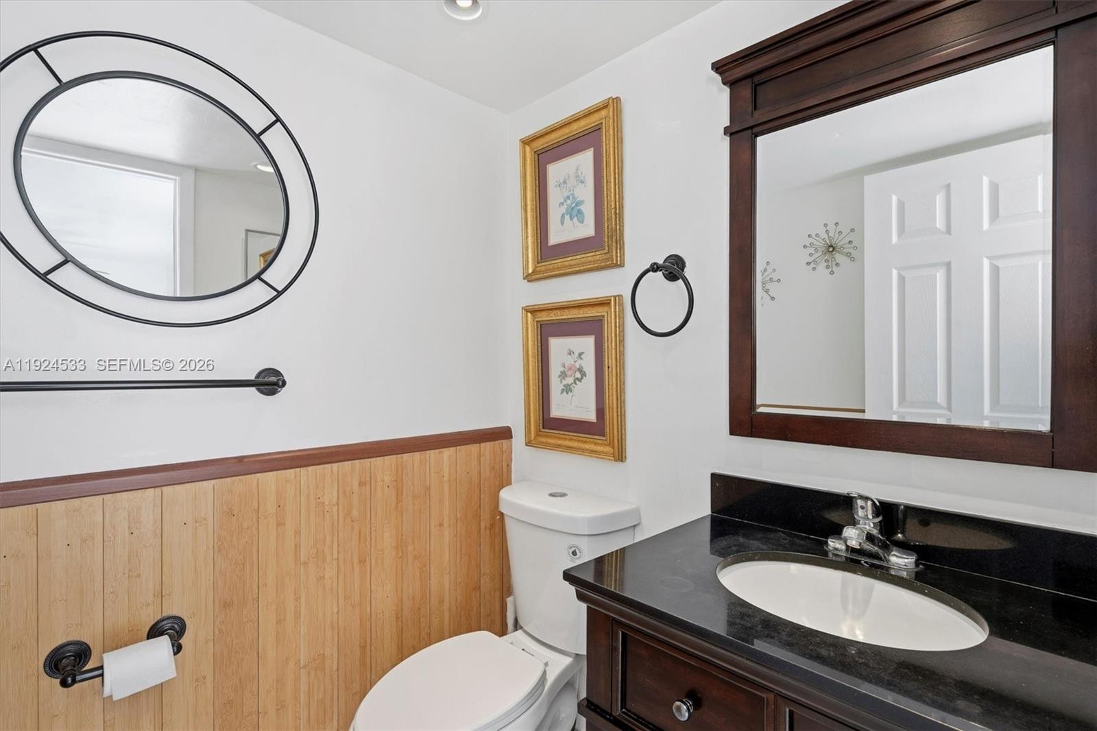 LAKE & TENNIS VILLAS PH 1 - Residential