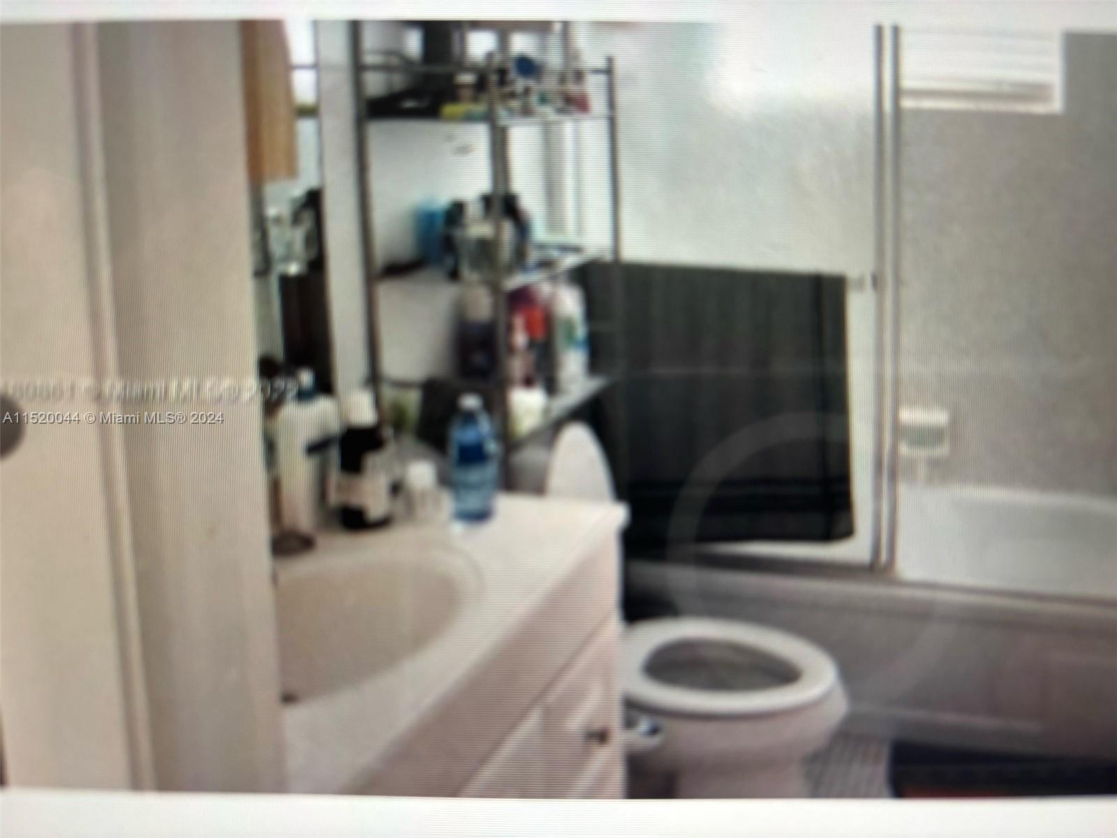 HIBISCUS GARDENS CONDO - Residential