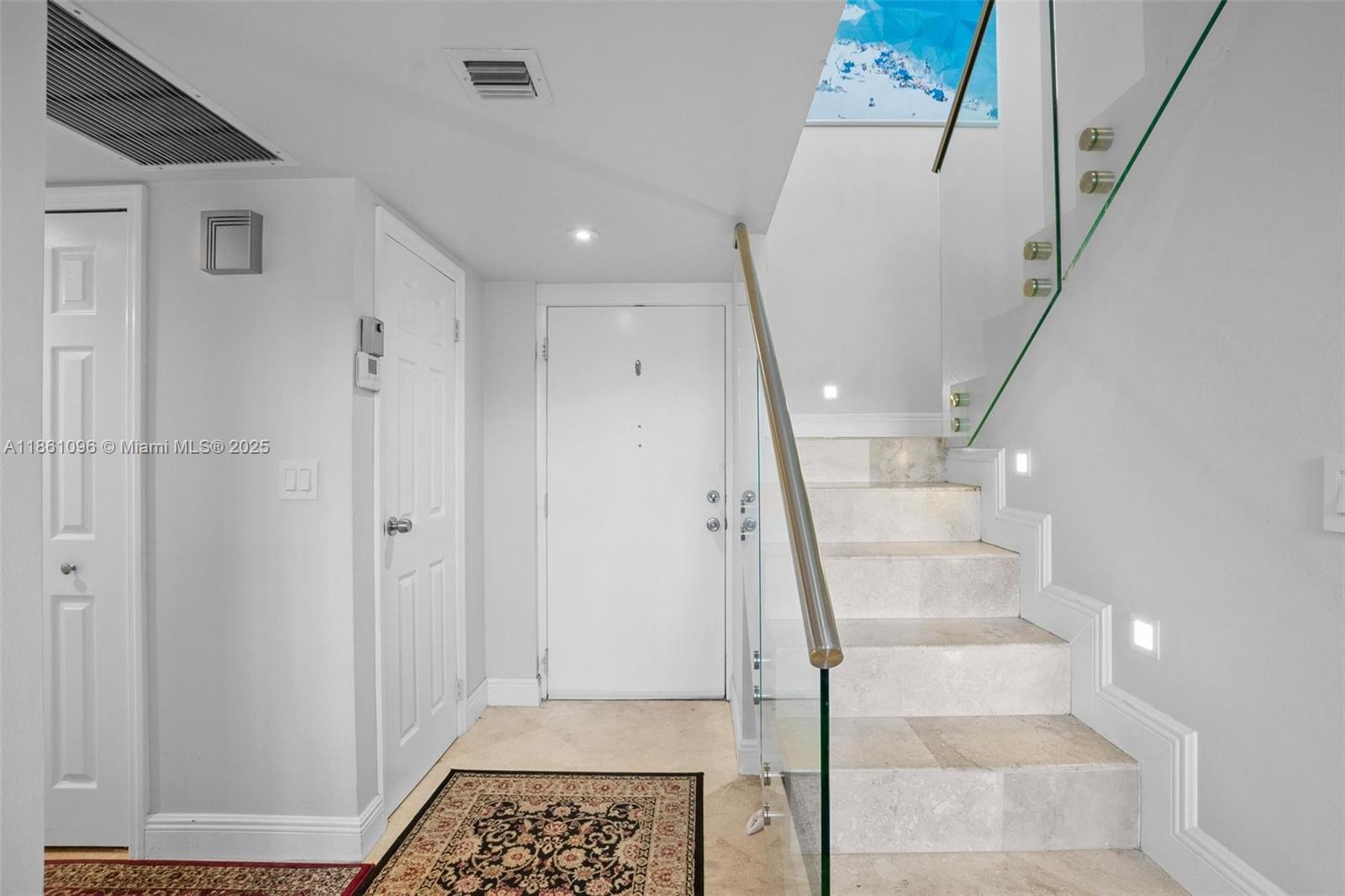 3475 N Country Club Dr E119