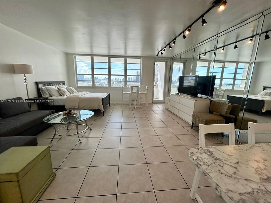 STUDIO, AT THE FAMOUS DECOPLAGE BUILDING WITHIN WALKING DISTANCE TO THE BEACH AND THE MOST TRENDY RESTAURANTS AND PLACES IN SOUTH BEACH. WHERE LINCOLN RD MEETS THE OCEAN, ACROSS FROM THE RITZ-CARLTON AND NEXT TO THE LOWS HOTEL. RENOVATED HEATED POOL AND GYM.** FULLY FURNISHED UNIT** (WATER, SEWER, CABLE, WIFI AND VALET PARKING SPACE INCLUDED IN THE RENT)**  Rent price may vary for short-term rentals (less than 6 months) and winter season (NOVEMBER - APRIL)**  Move out $ 160.00 cleaning fee will be paid upfront*