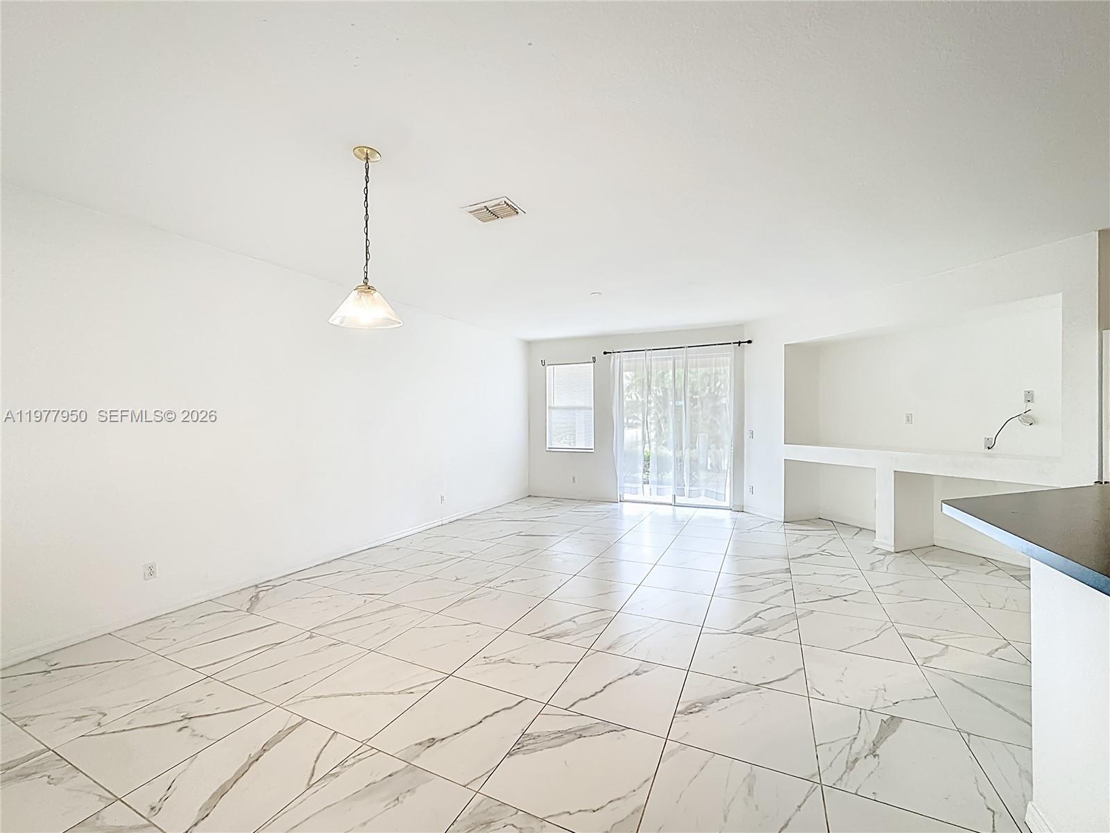 POINTE WEST SOUTH VILLAGE - Residential