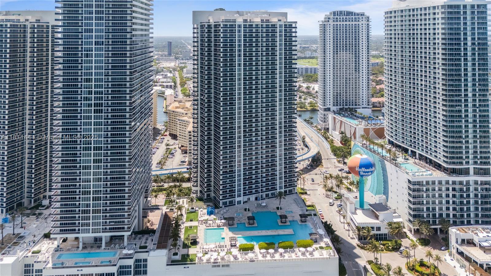 BEACH CLUB THREE CONDO - Residential