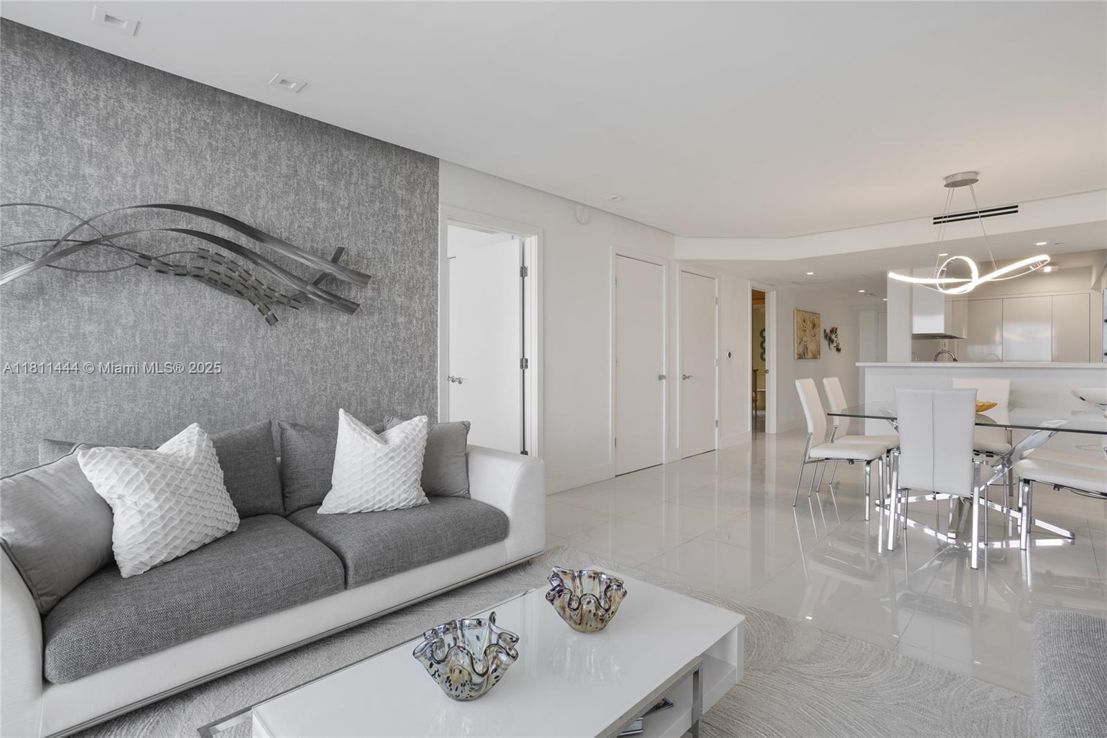 BEACH CLUB THREE CONDO - Residential