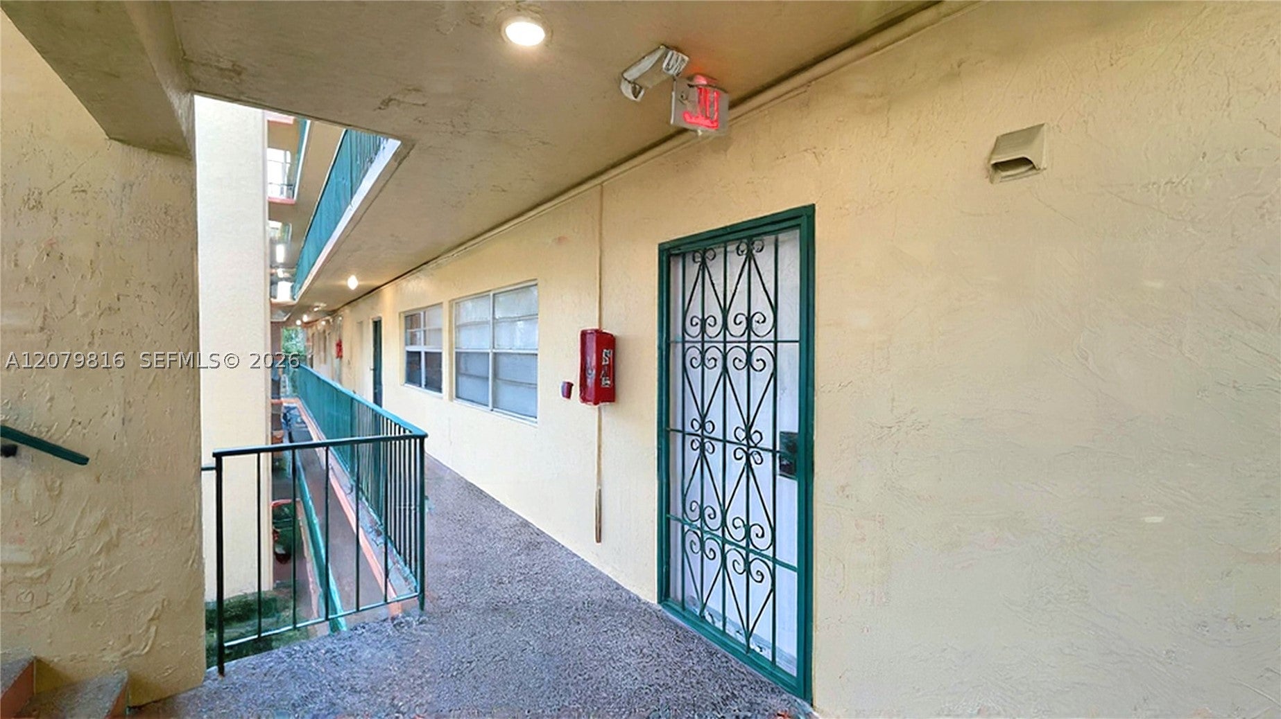 1975 W 44th Pl A302