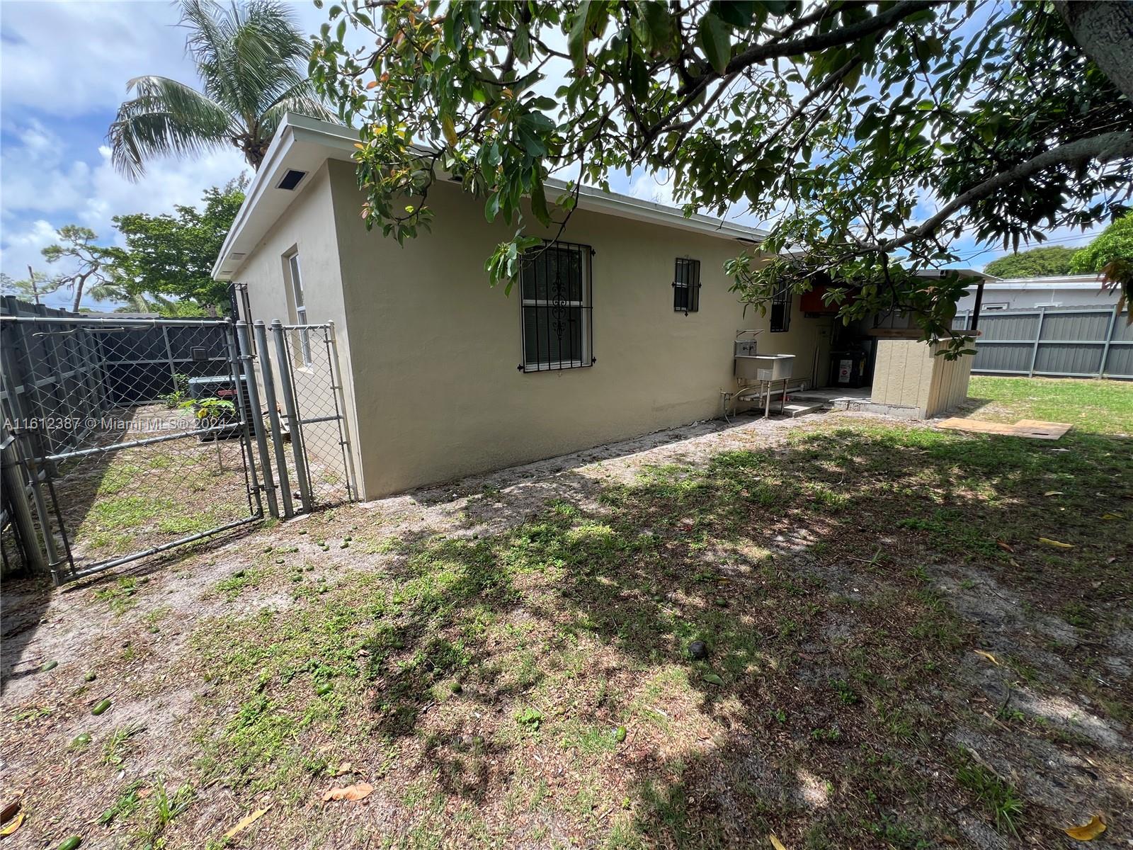 SUNKIST GROVE - Residential
