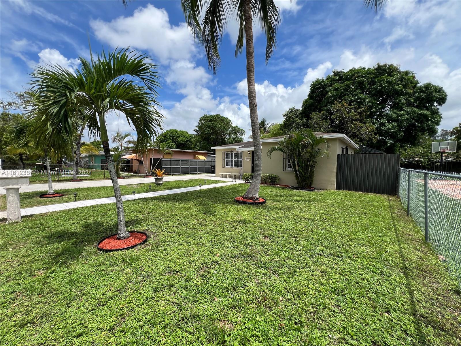 SUNKIST GROVE - Residential