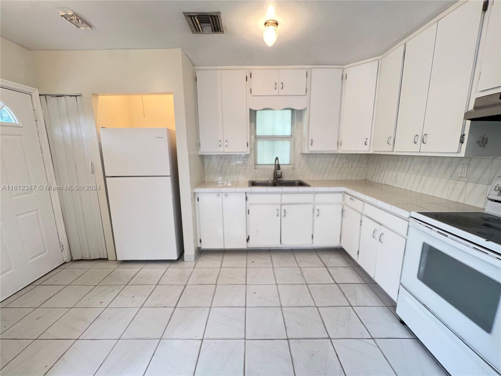 SUNKIST GROVE - Residential