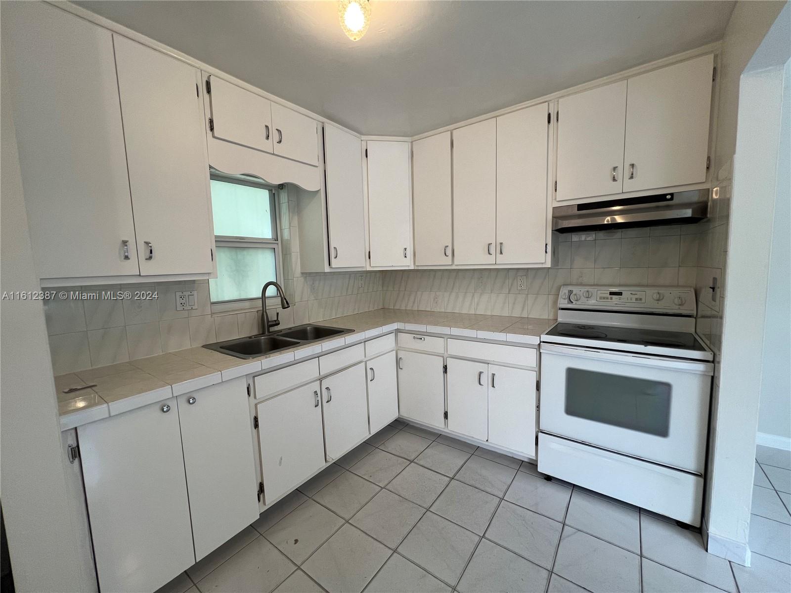SUNKIST GROVE - Residential