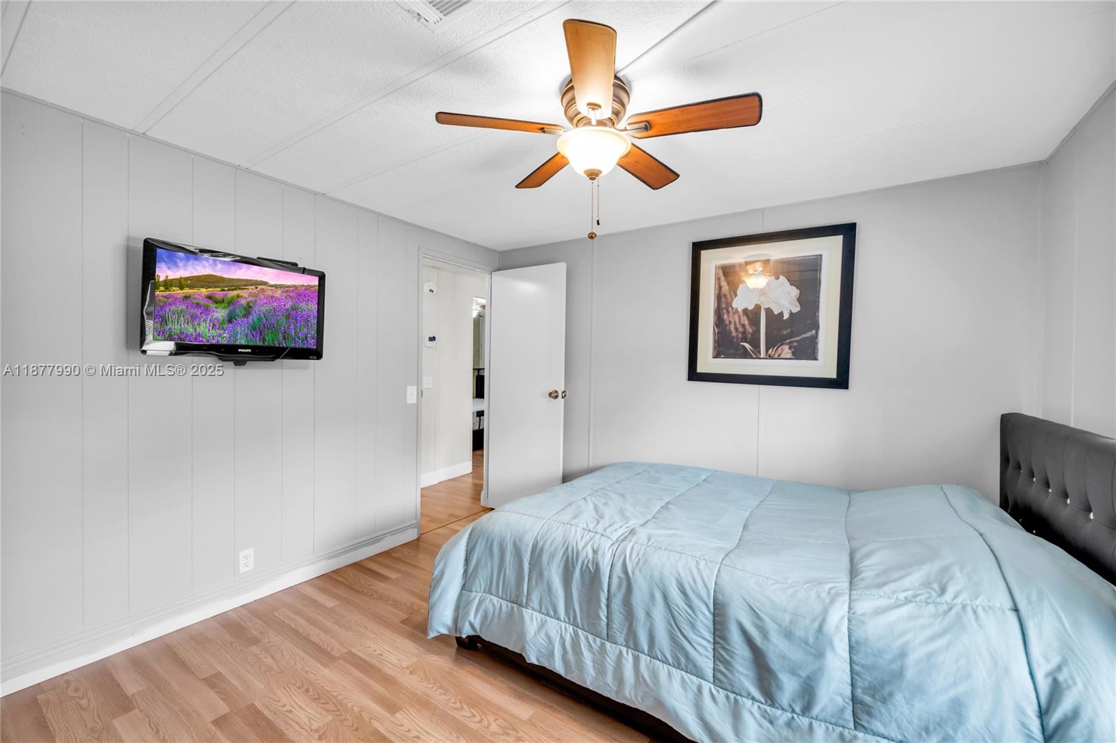 RAVENSWOOD NORTH - Residential