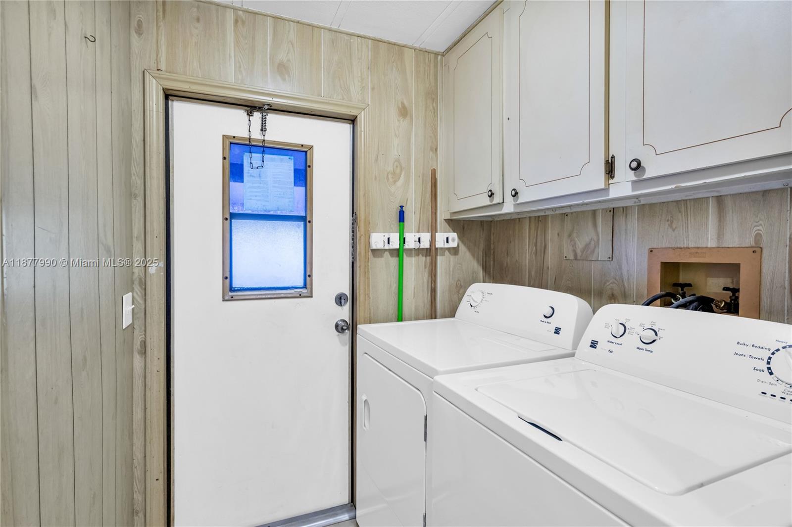RAVENSWOOD NORTH - Residential