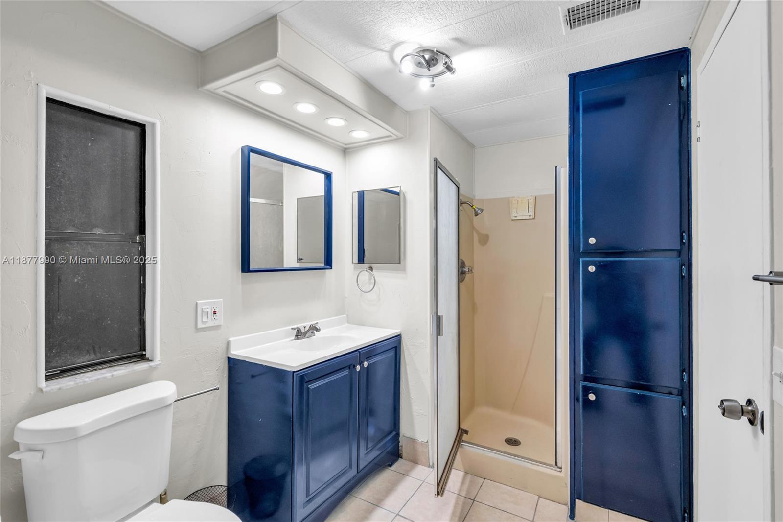 RAVENSWOOD NORTH - Residential